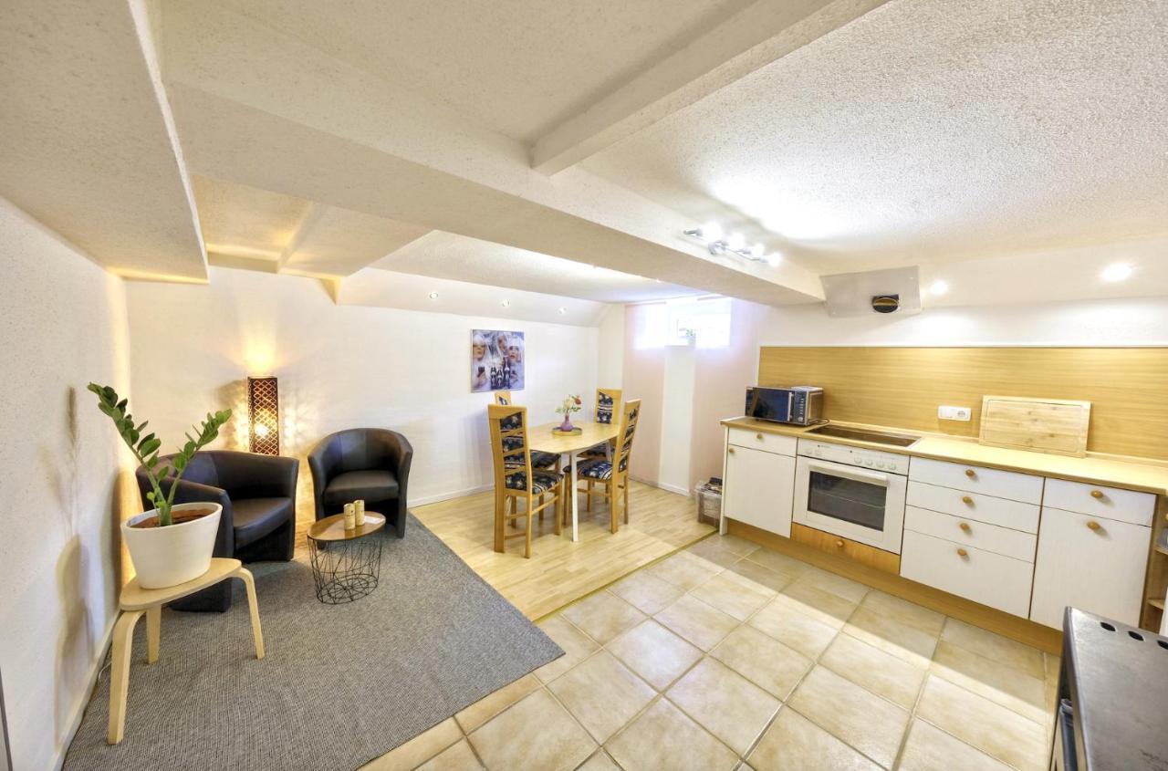 2 Zimmer I Kueche I Smarttv I Klima I Parkplatz I 3 Bed I Wlan Tacherting Εξωτερικό φωτογραφία